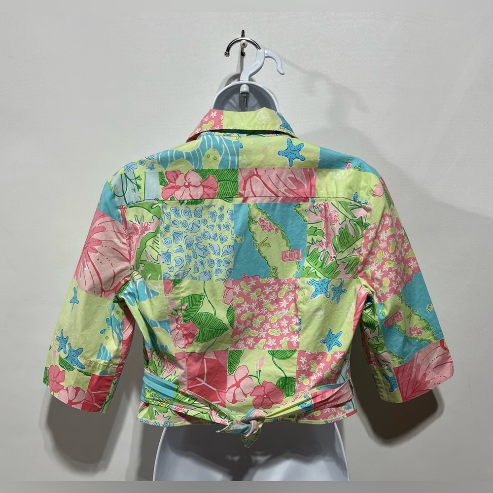 Lilly Pulitzer Patchwork Floral Seashell Wrap Top… - image 2